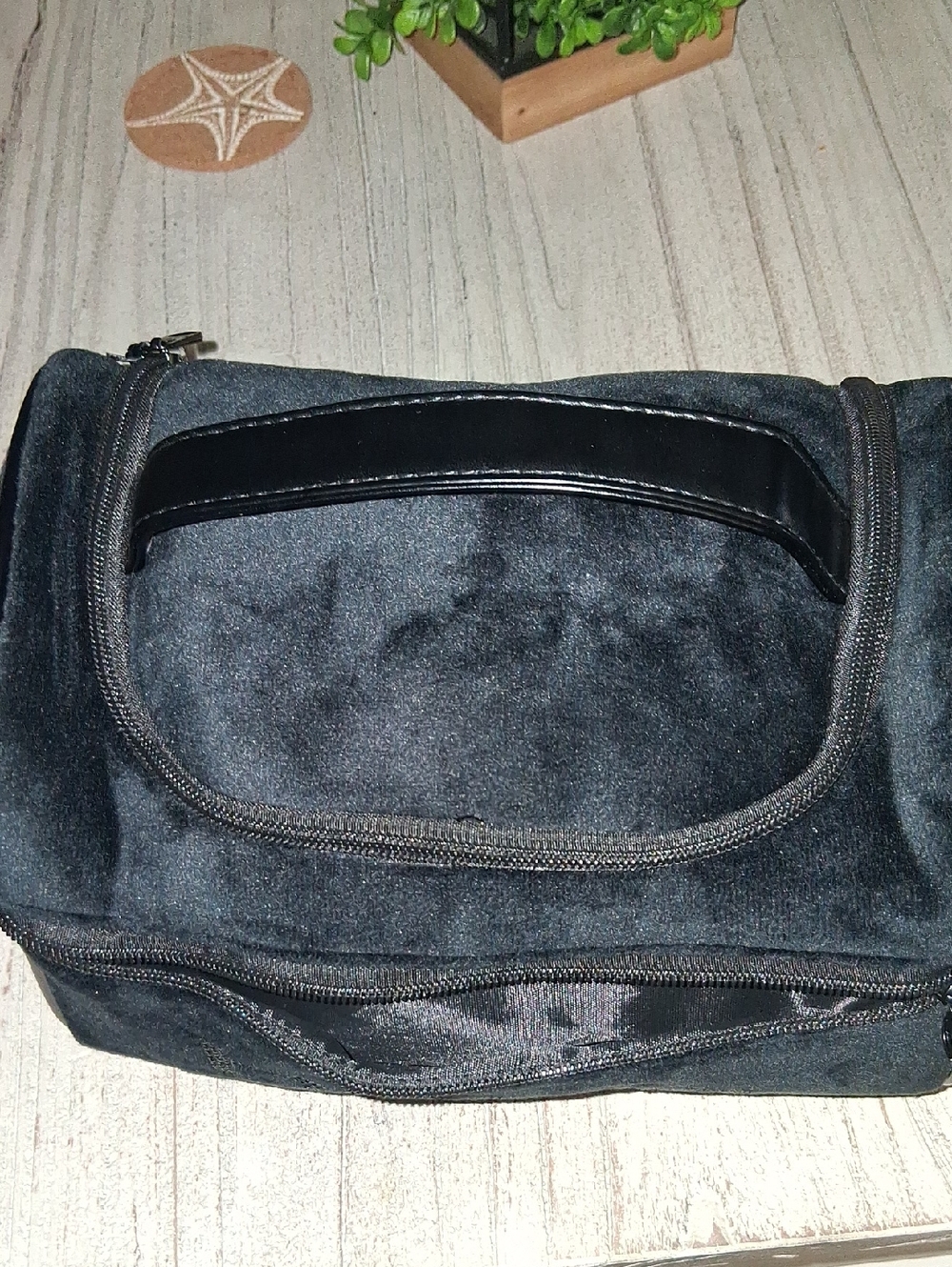 bebe Black Studded Logo Make Up Pouch NWT - Picture 6 of 10